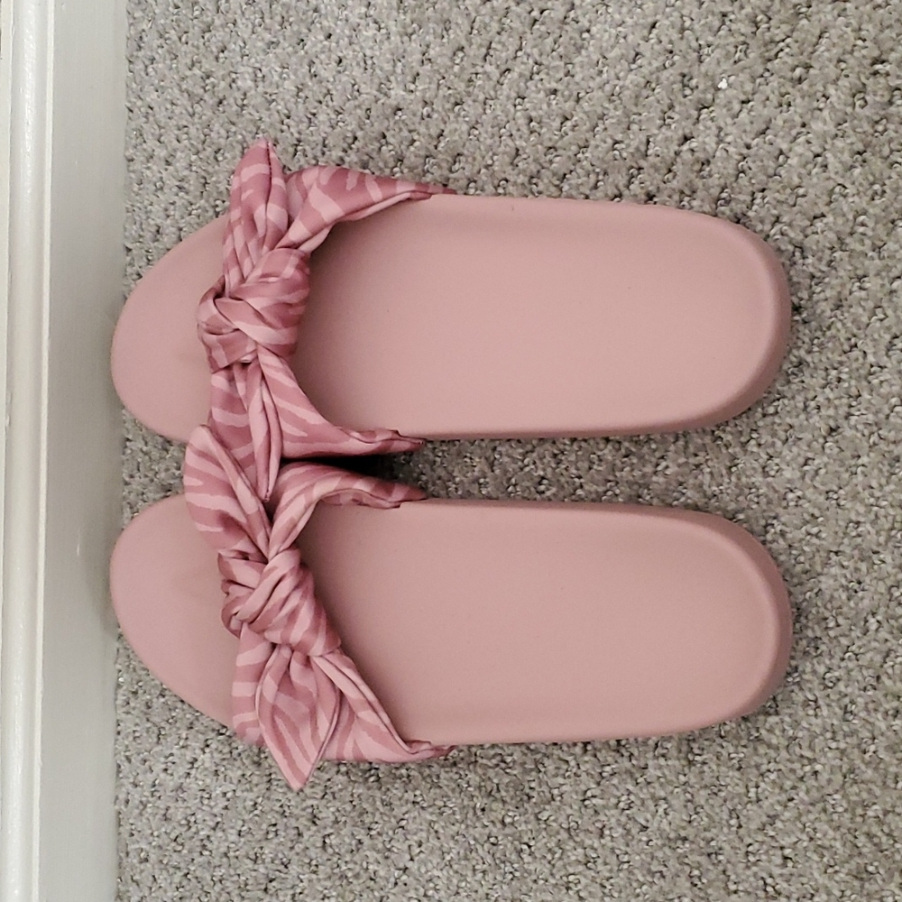 Victoria Secret Pink Slides